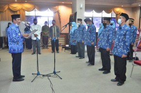 Wabup Gresik Moch Qosim Kukuhkan Kepengurusan Takmir Masjid Agung Gresik 2020-2025