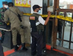 Nekat Buka Lagi, Kafe Rasa Sayang Benowo Ditutup Petugas Gabungan
