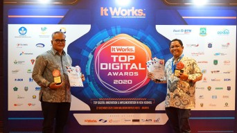 Direktur Utama Petrokimia Gresik Dwi Satriyo Dinobatkan sebagai Top Leader on Digital Implementation 2020