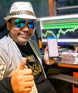 Gus Fik bersama Gresik Baik Berhasil Berdayakan Ekonomi dengan Aplikasi AI Wisefx