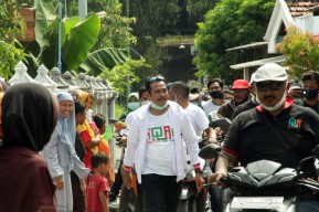Hari Terakhir Kampanye, Qosim Alif Gerebek Desa di Lima  Kecamatan