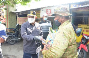 Pj Bupati Sidoarjo Istiqomah Lakukan Bersih-bersih Jalan