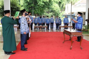324 Pejabat Fungsional Pemkab Sidoarjo Dilantik, Pj Bupati Kasih PR Perkecil Silpa