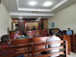 Pembunuh ABG di Bukit Jamur Bungah Divonis 7,6 Tahun, Ayah Korban : Ini Jauh dari Harapan