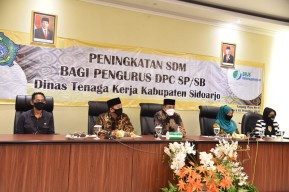 Pengurus Serikat Buruh di Sidoarjo Diberi Bimbingan Teknis di Hotel, Ternyata Ini Tujuannya