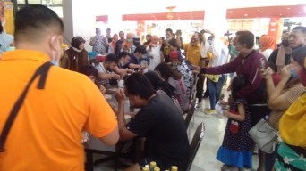 Assosiasi UMKM Gading Emas Gresik Rayakan Ultah ke-5 dengan Gelar Lomba Makan Bakso