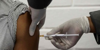 Ikatan Dokter Indonesia Siap Vaksinasi 182 Juta Warga Indonesia