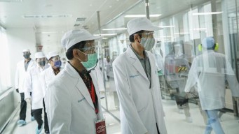 Jokowi Hebat, Gratiskan Vaksin Covid Untuk Rakyat Indonesia