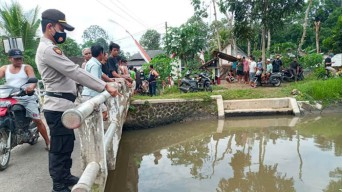 Dua Bocah Kakak Beradik Meninggal Karena Tenggelam di Sungai Petahunan Banyuwangi