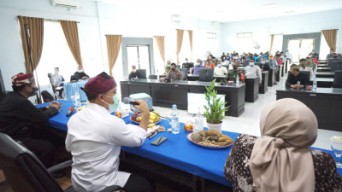 Nelayan Butuh Izin dari  Gubernur atau Menteri, Cukup Datang ke Muncar