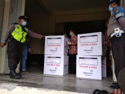 Dinkes Surabaya Telah Terima 15.000 Dosis Vaksin Sinovac