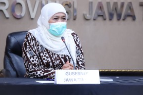 Sosok Syekh Ali Jaber di Mata Khofifah, Dikenal Dermawan dan Selalu Perjuangkan Alquran Digital Untuk Disabilitas