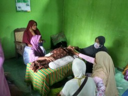 Balita Dua Tahun asal Kanor Bojonegoro Tewas Tenggelam di Bak Mandi