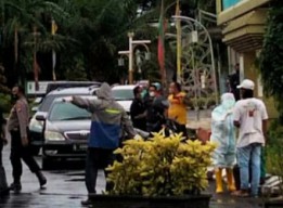Kaget Hasil Swab Positif, Ibu Hamil Ini Kabur dari RSUD Ibnu Sina Namun Berhasil Dibujuk Polisi Untuk Kembali