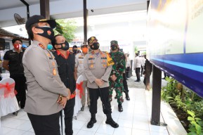 Cek Kesiapan Penerapan PPKM, Kapolda Jatim Sidak Kampung Tangguh di Sidoarjo dan Gresik