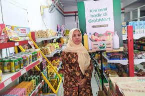 Pemilik Toko Kelontong Modern di Surabaya Penghasilannya Meningkat Setelah Gabung GrabMart
