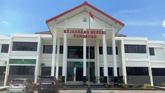 Dugaan Penyelewengan BKSM, Suplier Sepatu dan Tas Diperiksa Kejaksaan Negeri Ponorogo