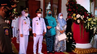 Begini Jurus Bupati Ikfina Turunkan Kemiskinan di Desa