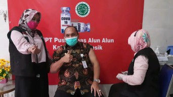 Vaksinasi Tahap II Pintu Pulihnya Sektor Pariwisata