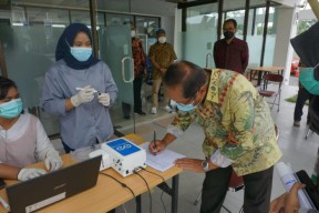 PT Petrokimia Gresik Terima 10 Unit GeNose dari UGM Yogyakarta