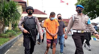 Pelaku Plus Penyebar Video Mesum Ngawi Diamankan, Sasaranya Emak Emak Kesepian