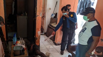 Lelaki Asal Driyorejo Gresik Tewas Membusuk di Rumahnya