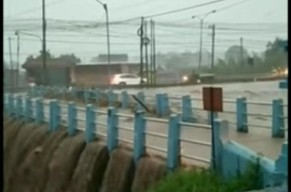 Banjir Bandang Gelontor Desa Kepulungan Gempol Pasuruan, 2 Anak Hanyut dan 6 Rumah Rusak