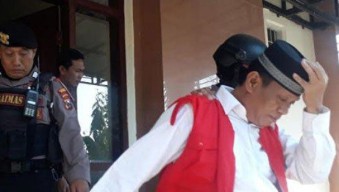 Divonis 1 Tahun, Dieksekusi Diam-diam, Anggota DPRD Gresik dari Nasdem Ini Hanya Dipenjara 3 Hari Lalu Dapat Asimilasi