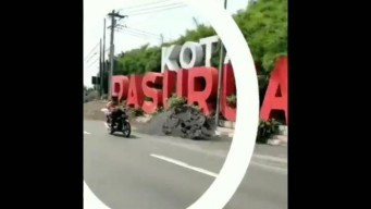Viral Guru Pesantren di Pasuruan Diteror Pria Pamer Alat Kelamin