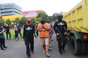 Polda Jatim Bongkar Sindikat Penyelundup Motor Curian ke Timor Leste