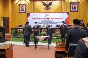DPRD Surabaya Gelar Rapat Paripurna Serah Terima Jabatan Wali Kota