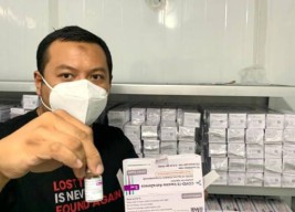 Terima Tambahan Vaksin 21.770 Vial, Pemkot Surabaya Bakal Tuntaskan Vaksin untuk Pedagang, Guru dan Dosen