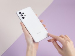 Siap Mendukung Aktivitasmu dalam Situasi Hujan-hujanan, Berikut Kegunaan Lebih Jauh IP67 dari Samsung Galaxy A72!
