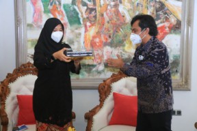 Lewat Program Vokasi, PT INKA Buka Peluang untuk Sekolah Kejuruan di Banyuwangi