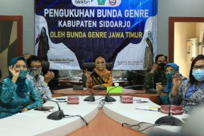 Sah, Istri Bupati Sidoarjo Dikukuhkan Sebagai Bunda GenRe