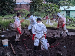 Waduh, Pemakaman Jenazah Covid-19 di Ponorogo Tertukar