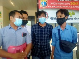 Usai Dianiaya, Jurnalis Tempo Laporkan Oknum Polisi dan TNI ke Polda Jatim