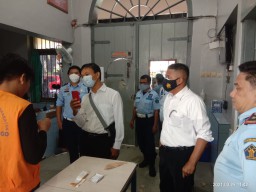 Terbongkar, Napi Lapas Ponorogo Pesan Sabu Lewat Telepon Fasilitas Rutan