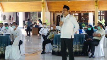 Verifikasi untuk APE, Abah Subandi Paparkan Implementasi PUG Pemkab Sidoarjo Secara Daring