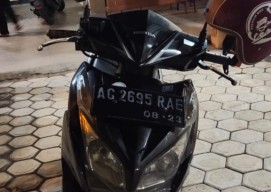 Ditabrak Dua Mobil Misterius, Gadis Muda di Tulungagung Wassalam