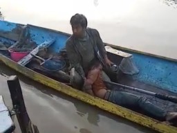 Takut Dihajar Massa, Maling Motor Ini Nyebur Kali Lamong di Kebomas