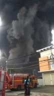 Pabrik Plastik di Tandes Surabaya Terbakar