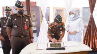 Komitmen Tegakkan Zona Integritas, Kejaksaan Banyuwangi Minta Diawasi Masyarakat