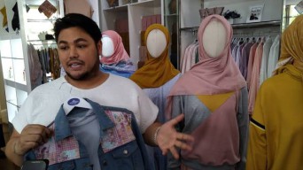 JNE Gratiskan Ongkir Hijab Mandjha Ivan Gunawan