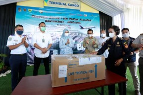 Kirim Produk ke Hongkong, Bandara Banyuwangi Kini Layani Fasilitas Kargo
