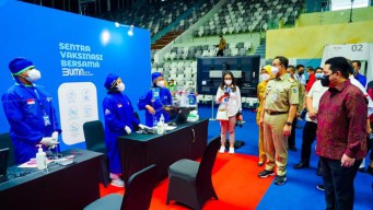 Sukses di Jakarta, Kementerian BUMN Bakal Buka Sentra Vaksinasi di Surabaya