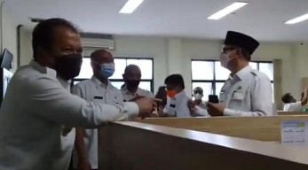 Wabup Jember Firjaun Marah Saat Dibohongi Kepala Bappeda Soal Pencairan Gaji ASN dan Honorer