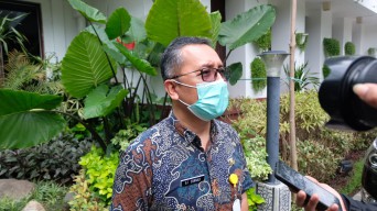 Kini, Warga Surabaya Urus Empat Layanan Adminduk Cukup di Kantor Kelurahan