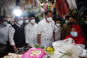 Menteri Perdagangan Puji Stabilitas Harga Sembako di Surabaya
