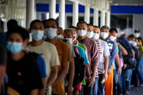 Khawatir Bawa Virus Varian Baru, Pekerja Migran Jadi Sorotan Forkopimda Jatim